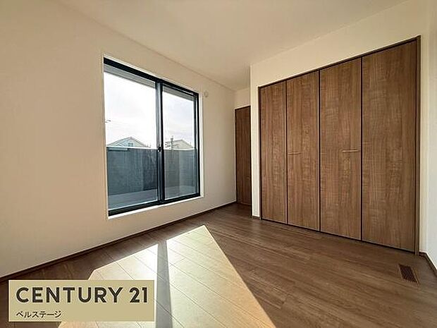 バルコニーからの出入りも楽々です!