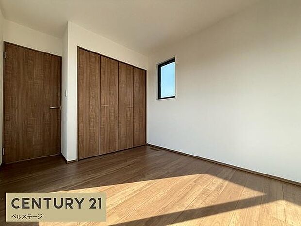 収納が付いた洋室でお部屋スッキリ