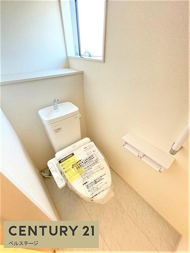 同仕様　トイレは1階と2階にございます！