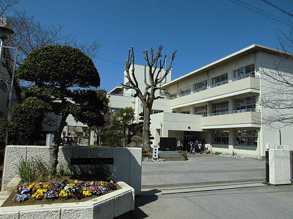 木更津市立畑沢小学校まで1255m