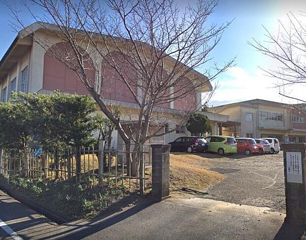 館山市立西岬小学校まで3595m