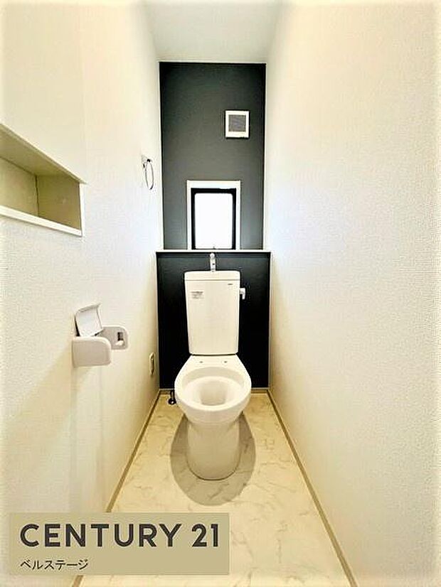 同仕様 トイレは1階と2階にございます!