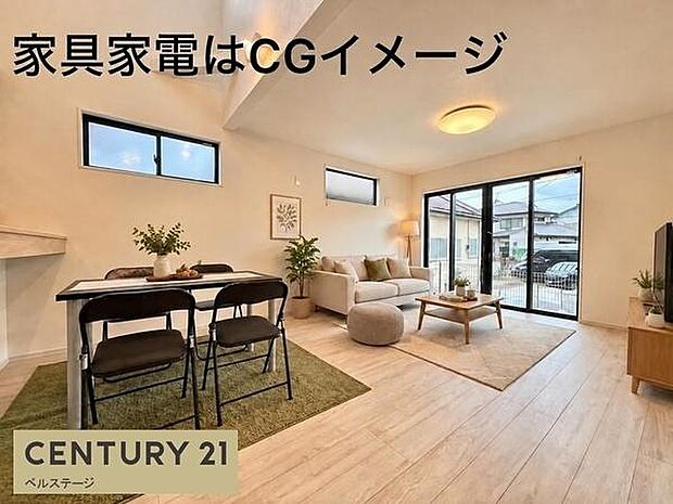吹抜から心地よい光が差し込む約22.2帖の広々LDK！大きな窓から明るい陽射しが広がり、家族みんなが自然と集まる開放的な空間です！インテリアのレイアウトも自由自在で、笑顔あふれる毎日が過ごせます！