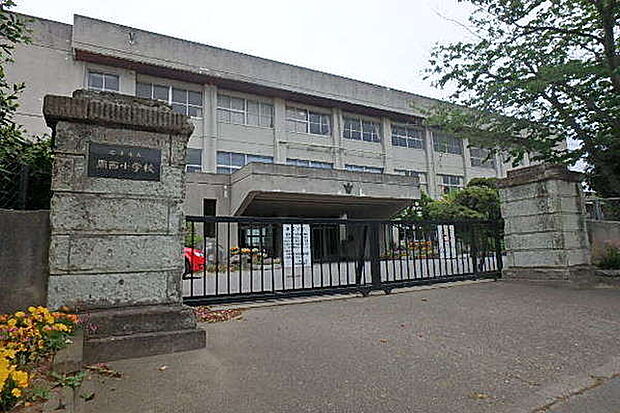 君津市立周西小学校まで1493m