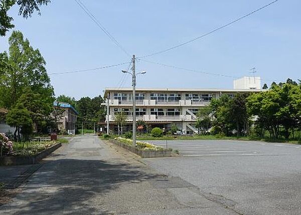 市原市立南総中学校まで1737m