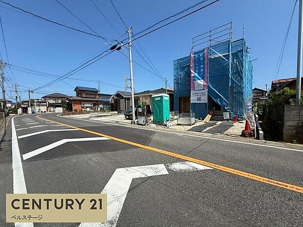写真を見ながら徒歩だけでなく、休日の場面まで思い浮かべてみたいところです。数年後の家族の変化まで考えると、長く使う姿も描きやすくなります。必要な家具や道具まで考えると、入居後の準備も見えてきます。