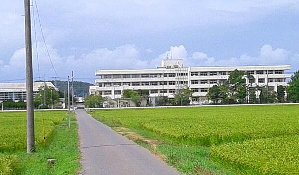 茂原市立早野中学校まで1924m