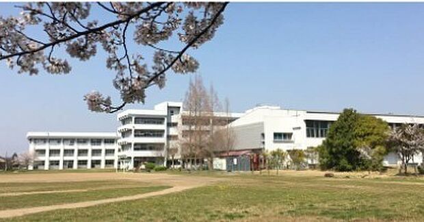 君津市立周南中学校まで854m