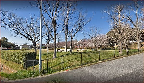 福王台中央公園まで919m