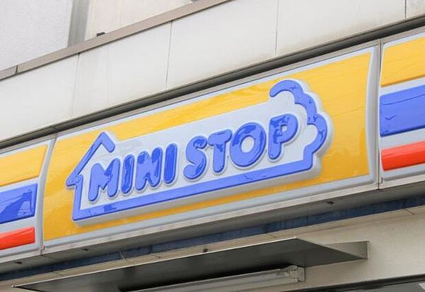 ミニストップ木更津朝日店まで423m