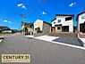 その他：落ち着いた住環境の前面道路