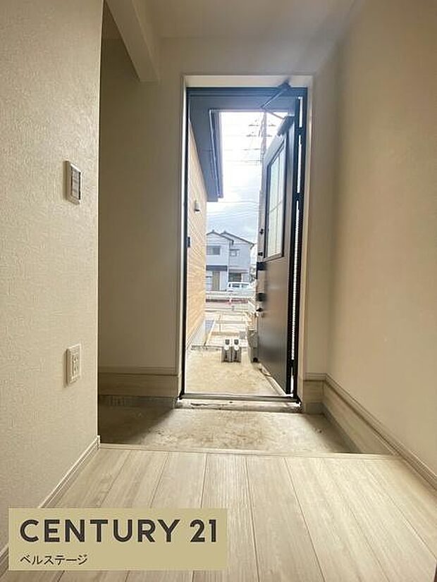 家族を温かく迎えてくれる玄関です!