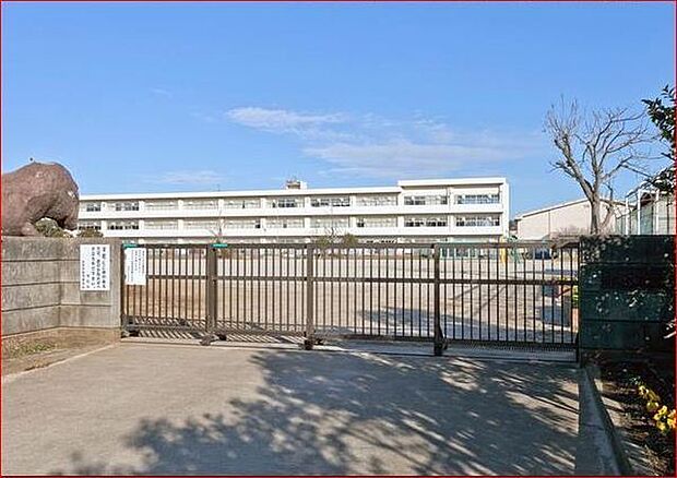 市原市立青葉台小学校まで1482m