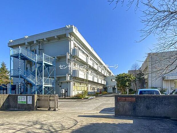 市原市立姉崎小学校まで646m