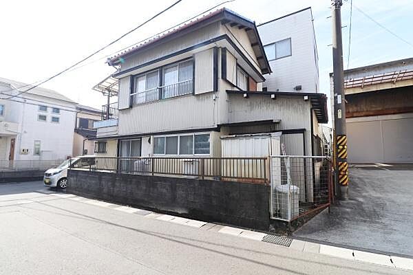 東からみた現地写真