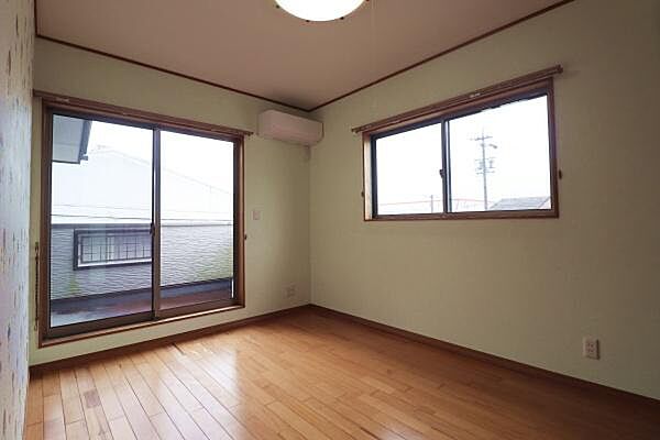子供部屋は約6帖
