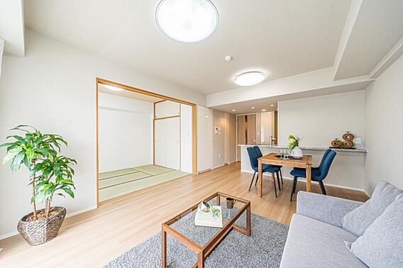 リビングダイニ...