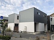 伊予富田駅よりバス12分 徒歩2分 築11年3ヶ月 2階建の賃貸物件