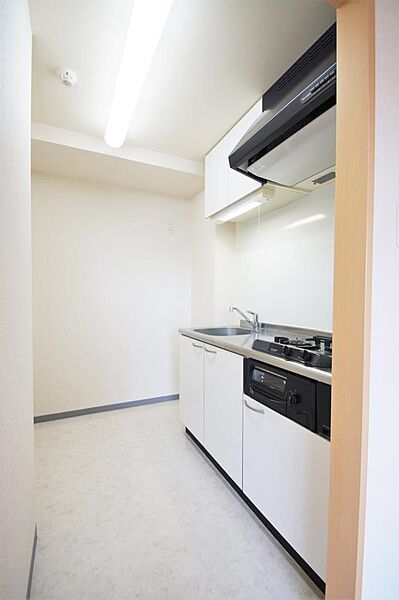 画像12:キッチンには冷蔵庫を設置するスペースもあります。
