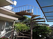 螺旋階段あり 