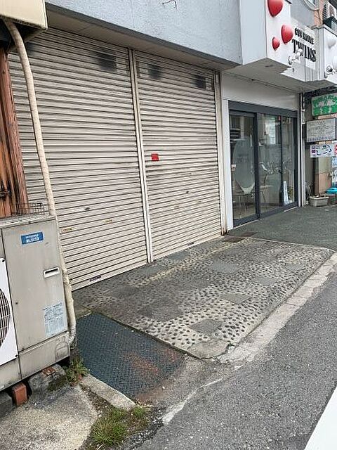 3 / 28