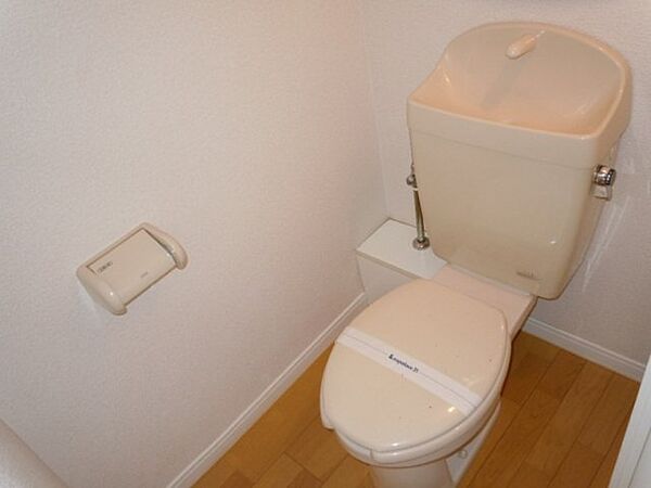 画像7:一人暮らしに便利なバス・トイレ独立タイプ♪