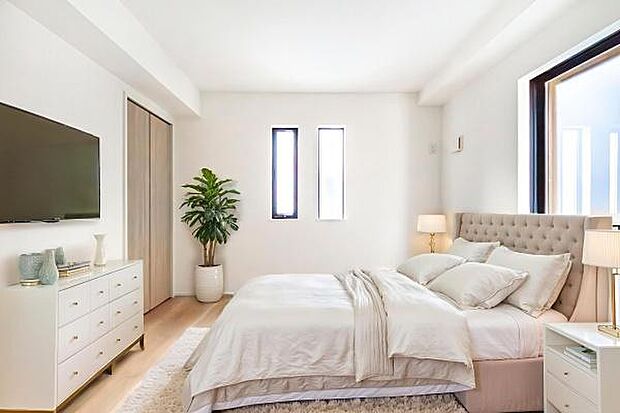 計算された窓の配置で、どこにいても明るい陽射しを感じられます。デザイン性の高い空間で新しい毎日を。※画像にある家具一式はCGイメージです。実際に付いておりません。