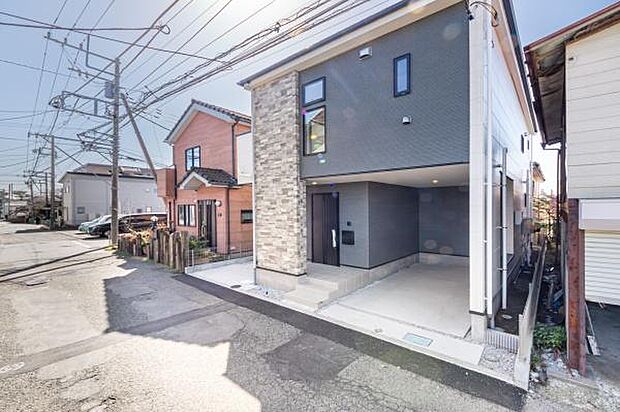 開放感+日当たりの良さ家に入らなくても分かる日当たりの良さ。開放感の良さ。住みたくなる家。暮らしたい町。