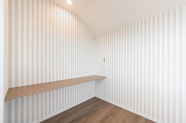 「マルチに使える」フリースペース。スタディーコーナーやワークスペースとしもご利用いただけます。