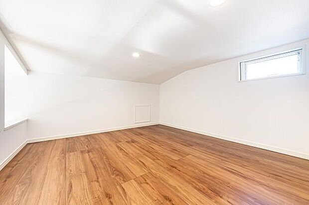 「ロフト」お子様の特別な思いでを作るロフト付き。小さな頃、ロフトに憧れは有りませんでしたか？ロフトで読書など夢中になる空間です。