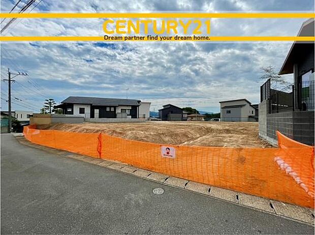 ■現地写真■建築条件なし~お好きなハウスメーカーで建築可能~閑静な住宅街!長く安心して暮らしやすい落ち着いた住環境です。※整地後のイメージのため、現状と異なる場合があります。