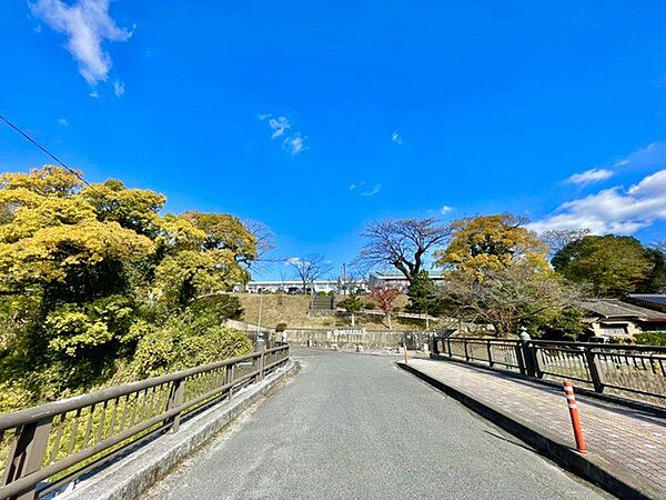 太宰府市立太宰府小学校まで1079m