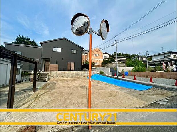 ■現地写真■建築条件なし~お好きなハウスメーカーで建築可能~閑静な住宅街!長く安心して暮らしやすい落ち着いた住環境です。※整地後のイメージのため、現状と異なる場合があります。