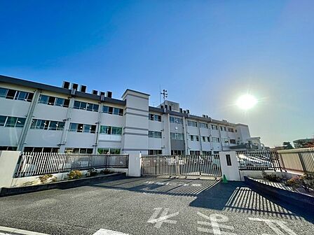 大野城市立大野東小学校まで1024m