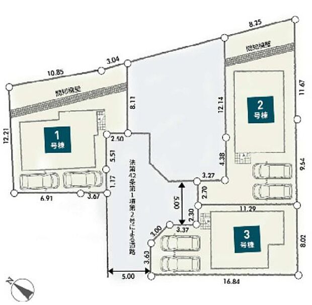 3号棟カースペースは並列2台（車種による）可能です。