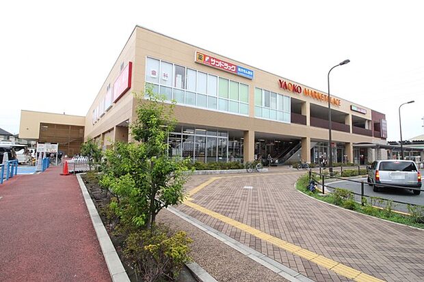 ヤオコー西武立川駅前店まで773m