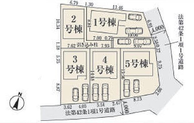 5号棟カースペースは並列2台(車種による)可能です。