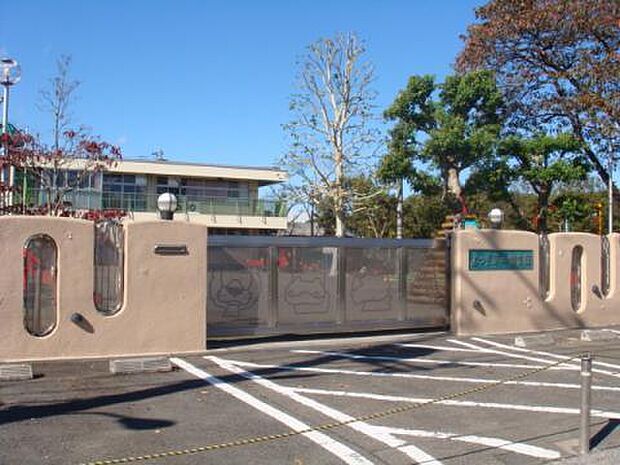 よつぎ第二保育園まで560m