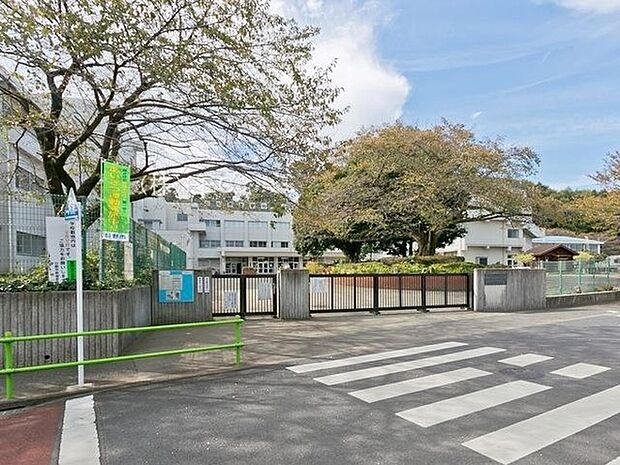 日野市立東光寺小学校まで716m