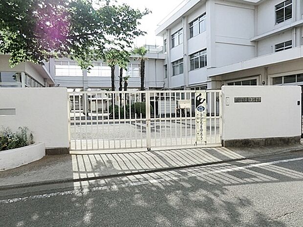 立川市立第十小学校まで960m