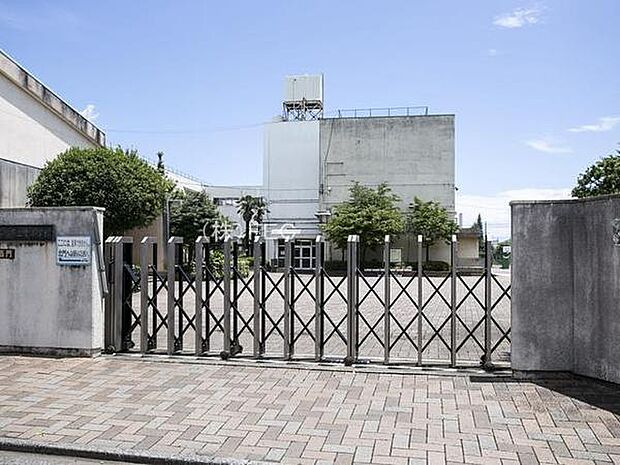 立川市立幸小学校まで80m