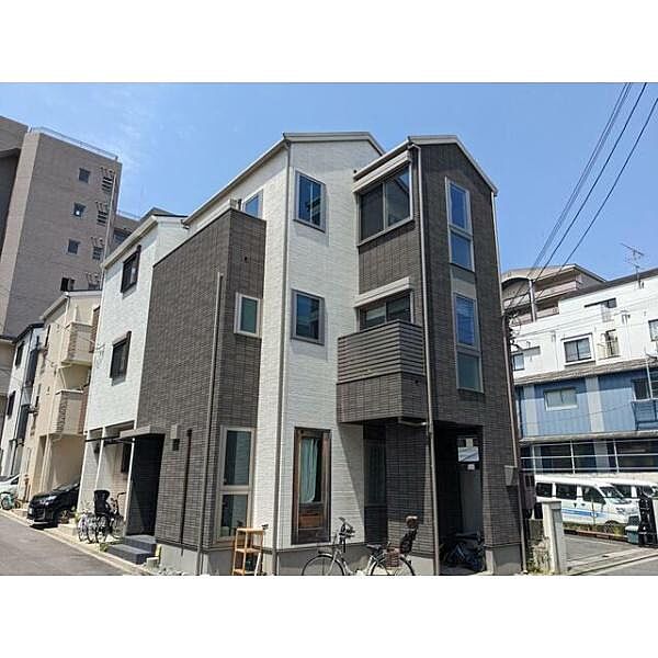 外観：326000180799