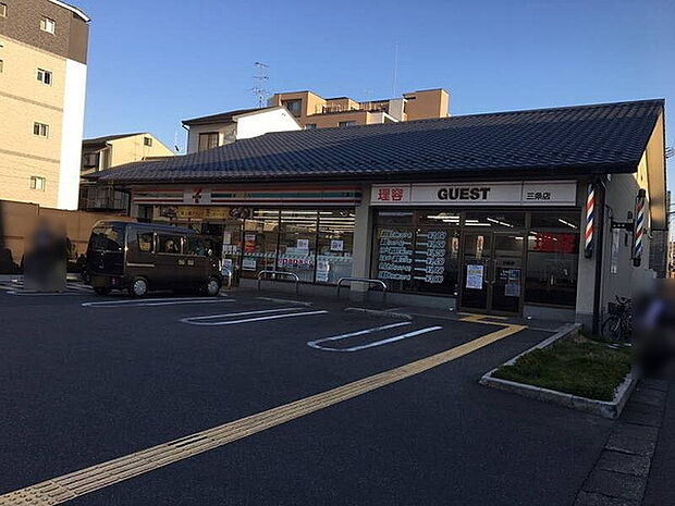 セブンイレブン京都三条通壬生神明町店まで332m