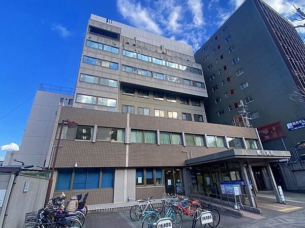 社会医療法人西陣健康会堀川病院まで323m