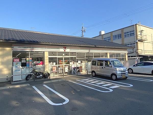 セブンイレブン京都堀川今宮店まで469m