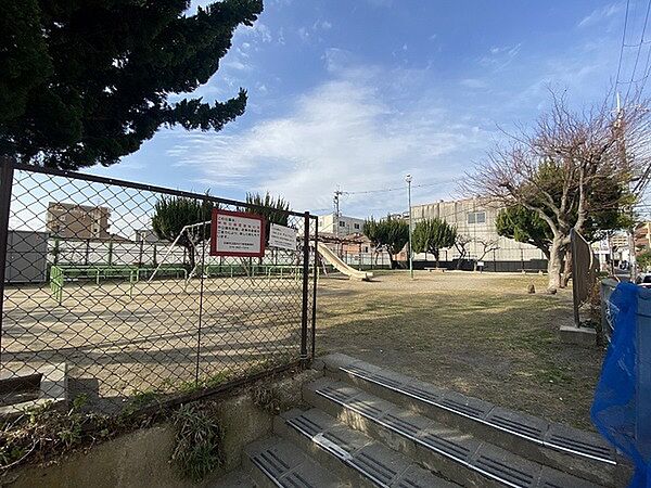 神明公園まで467m
