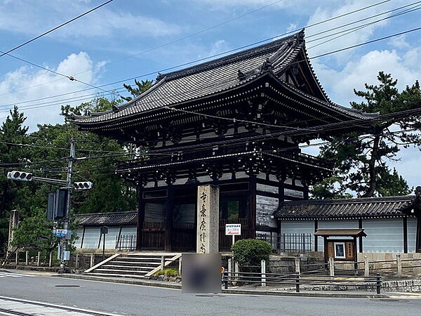 広隆寺まで640m