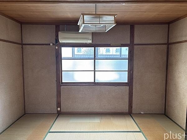 2階和室5帖