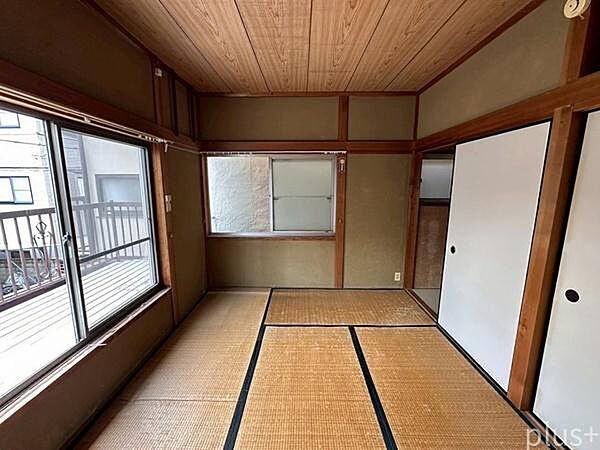 2階和室6帖