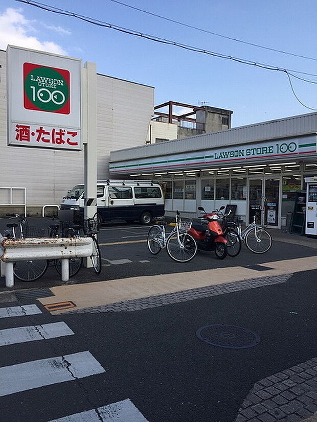 ローソン太秦青木ケ原町店まで470m